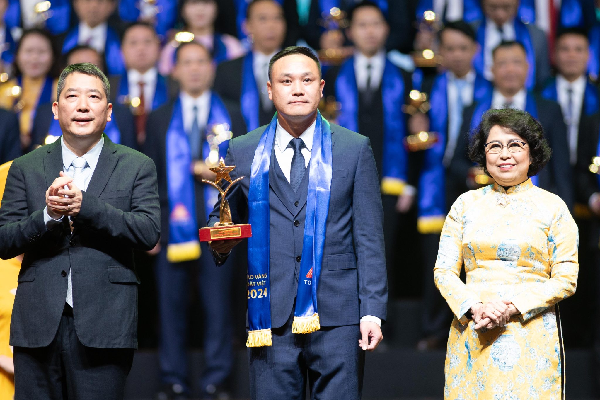 CHI00778-2048x1365-1